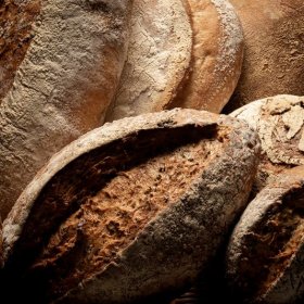 Защо хлябът не може да се съхранява в хладилника: 3 добри причини