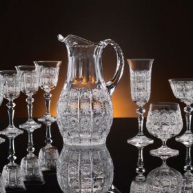 5 правила за качествено и нежно измиване на кристални стъклени съдове