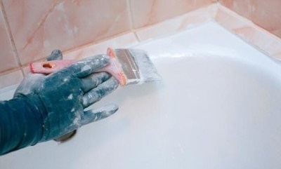 Как да надстроите стара чугунена вана: метод на студено емайлиране