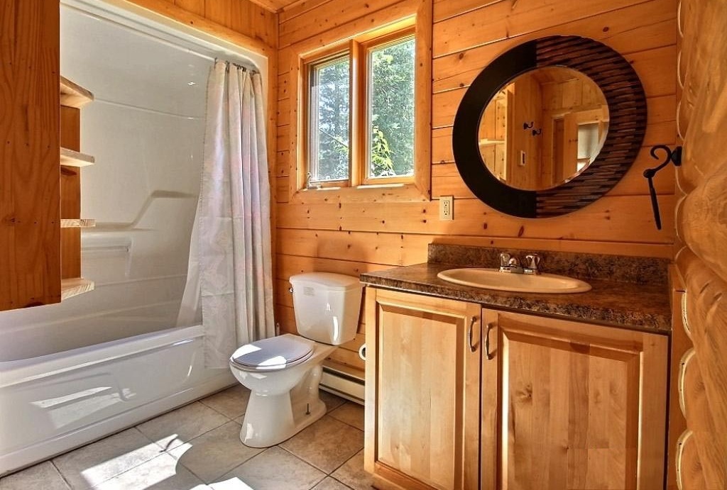 Направете сами душ кабина за дървена къща